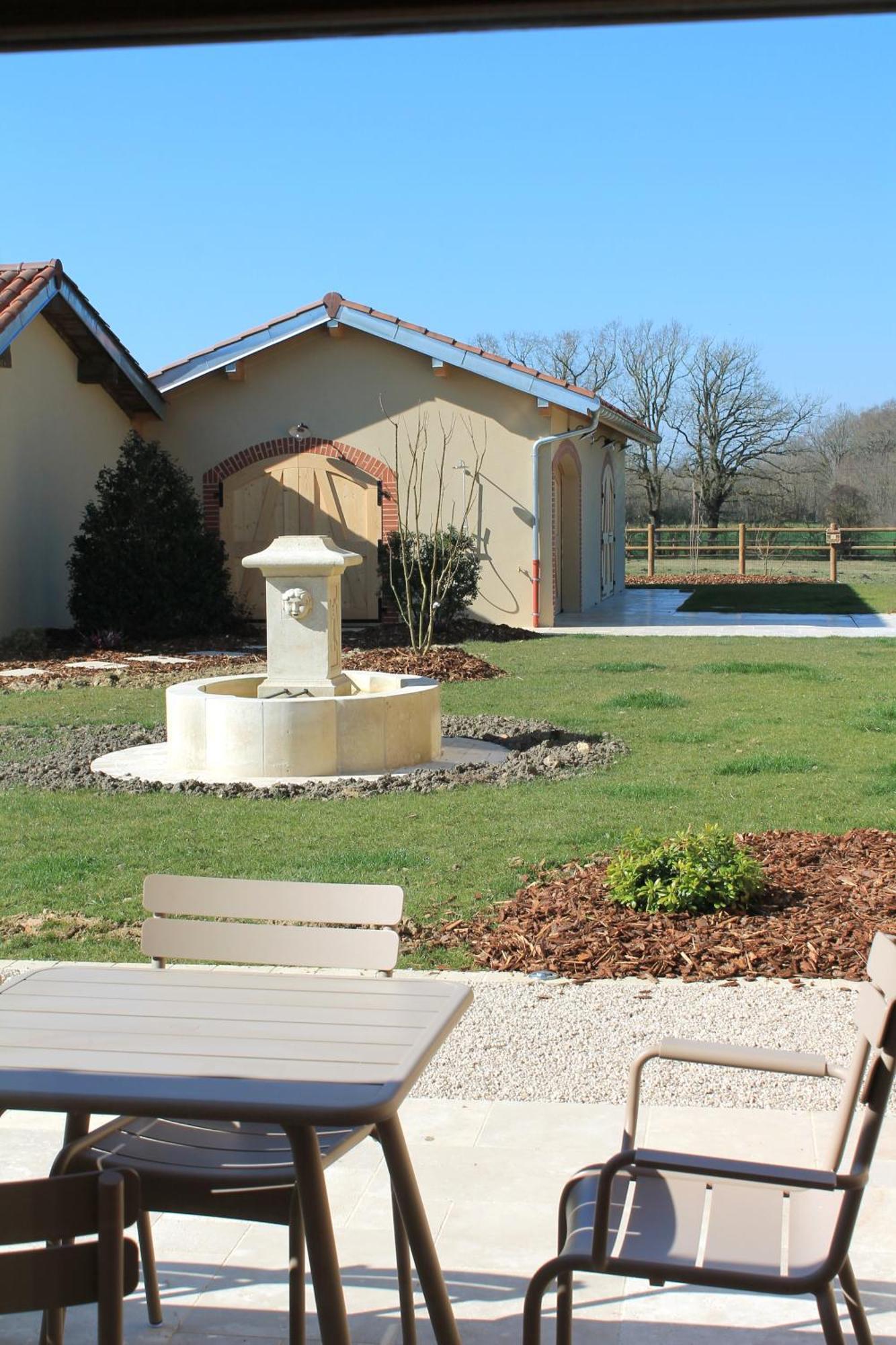 Le Domaine Du Pin Panzió Châtillon-sur-Chalaronne Kültér fotó